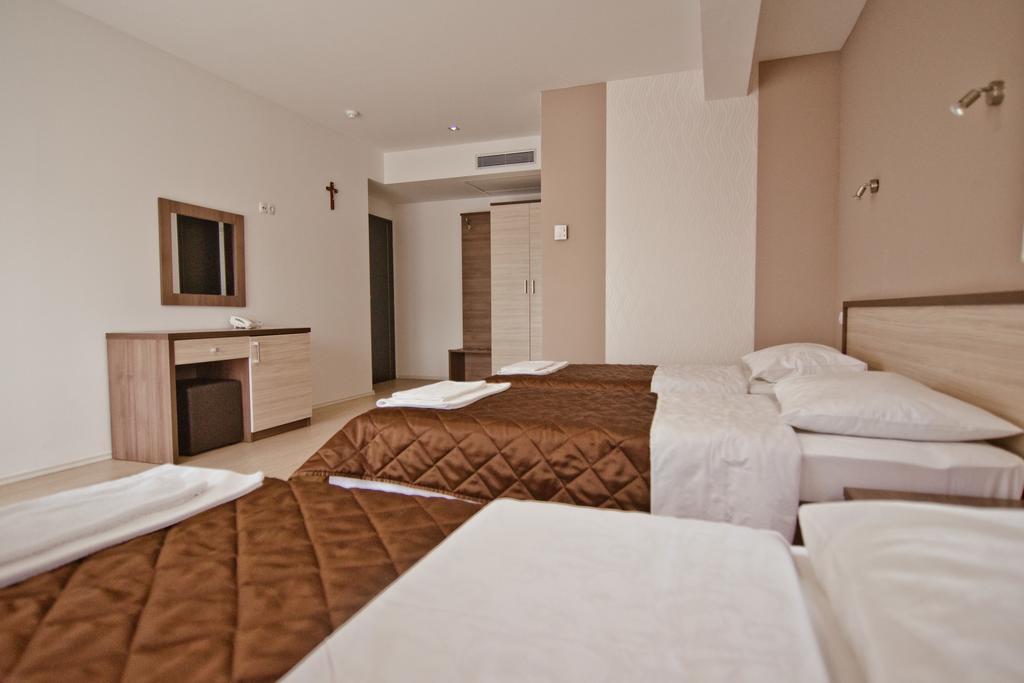 Hotel Lux Međugorje Стая снимка